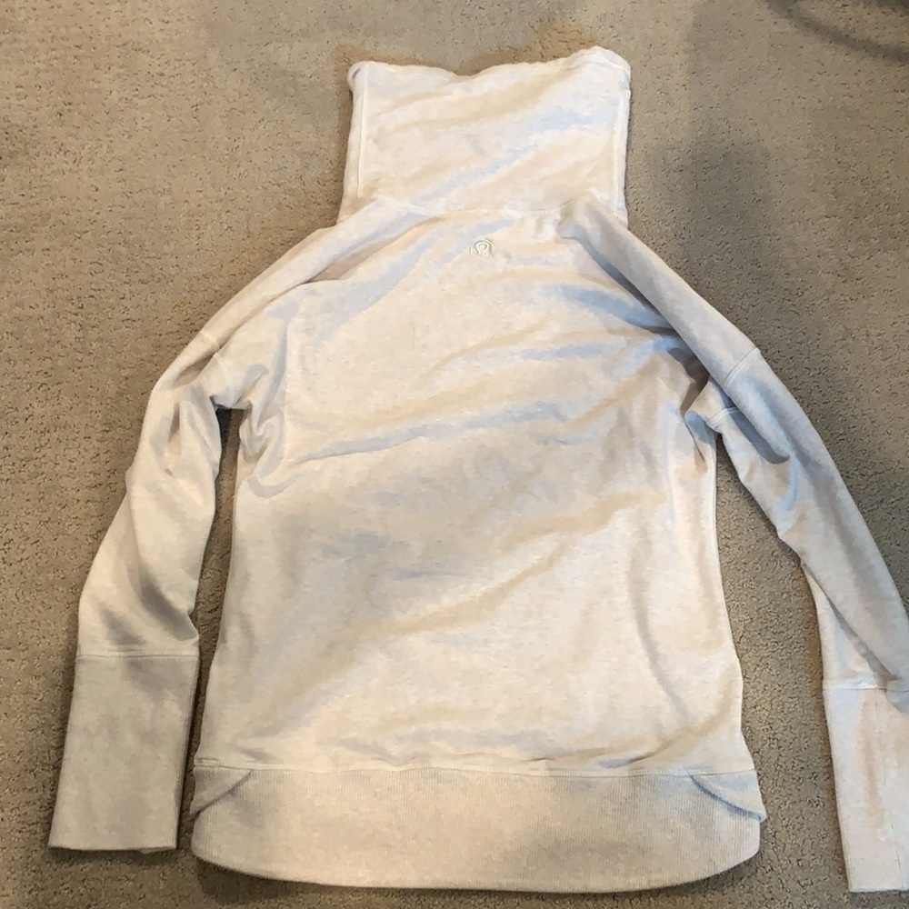 Lululemon Pullover - image 4